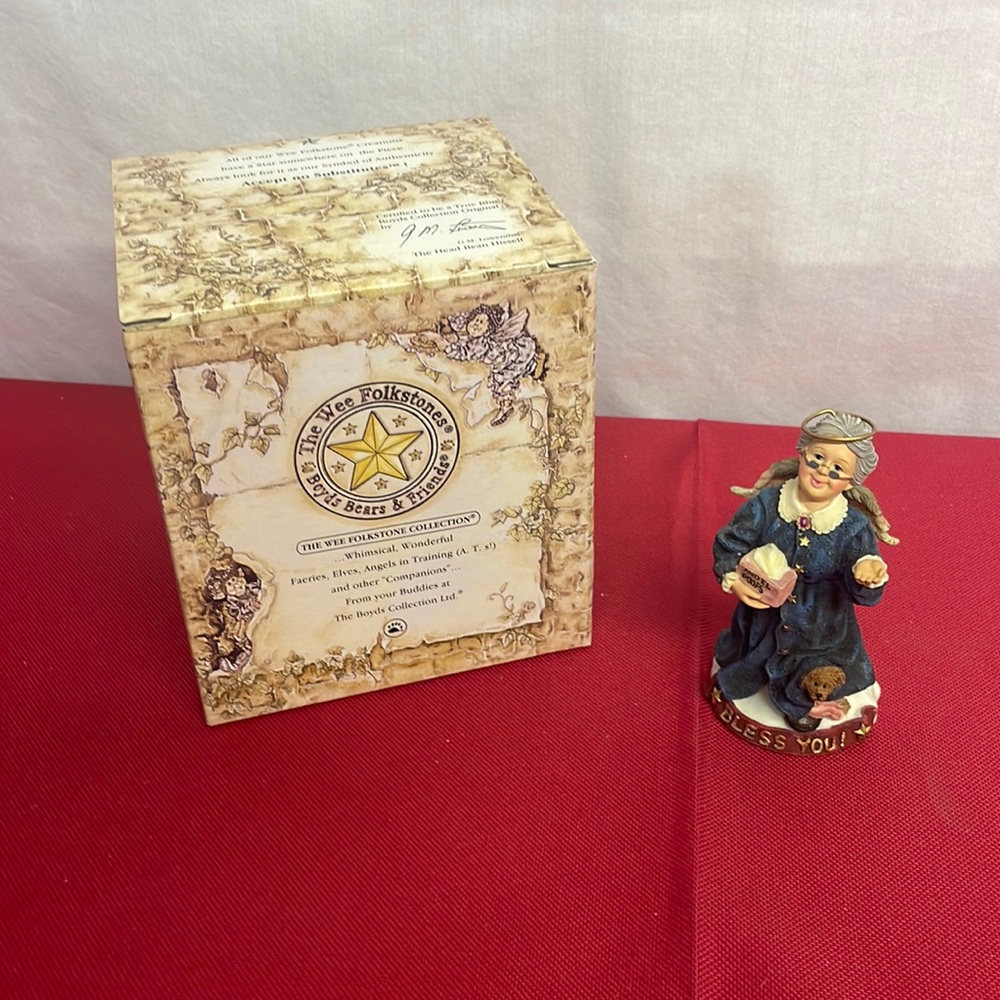 Boyds Bear Wee Folkstone Nana Angelbless Peekins Watching  Figurine 36009